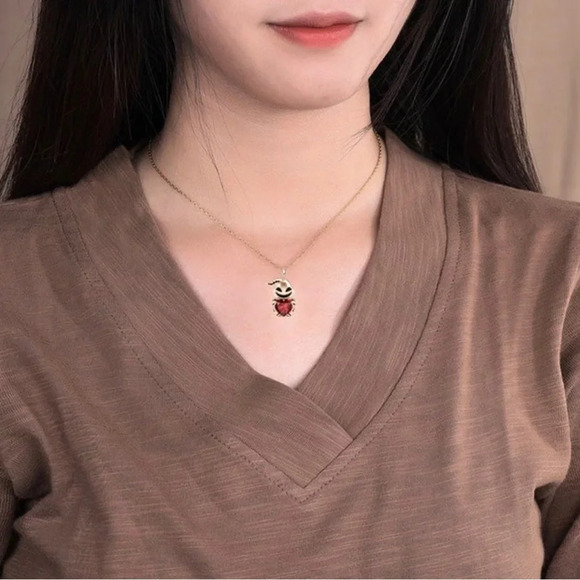 NWT‎ Adorable Gold Oogie Boogie with Red Heart Adjustable Valentines Ne… - Picture 2 of 4